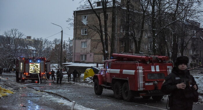 Ripristinate a Kiev quasi a 100% elettricità e riscaldamento