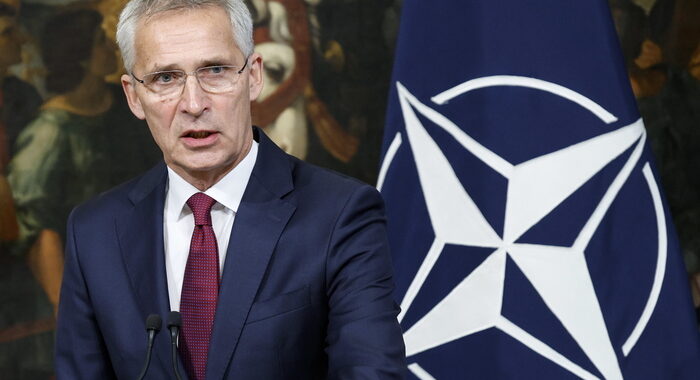 Stoltenberg, prossimi mesi difficili per l’Ucraina