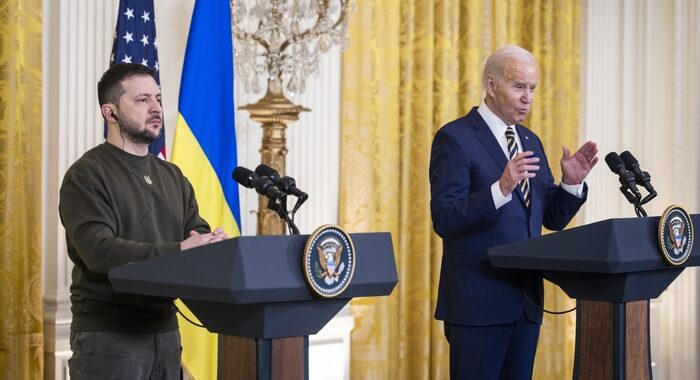 Biden, non sarete mai soli, e invia Patriot per difesa aerea