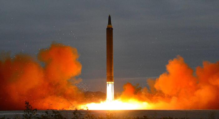 Corea del Nord lancia missile balistico nel mar del Giappone