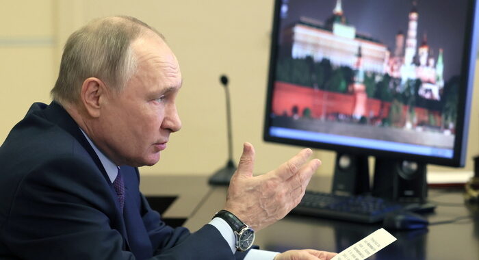 Cremlino, Putin visiterà il Donbass ‘a tempo debito’