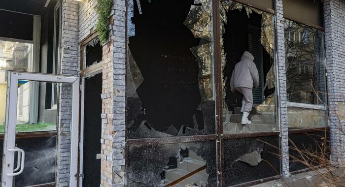 Famiglia uccisa in Donetsk con colpi al capo,anche 3 bimbi