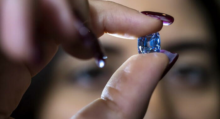 Il diamante per le tecnologie quantistiche del futuro