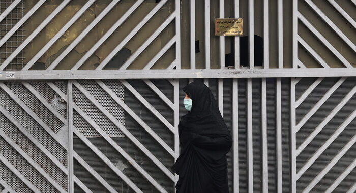 La nipote di Khamenei condannata a 3 anni di carcere