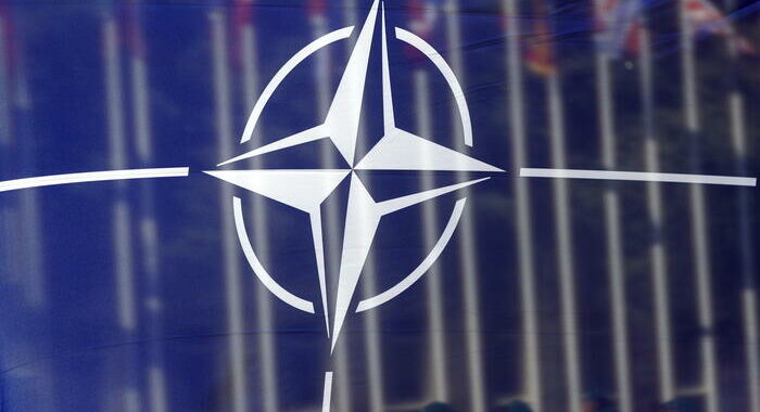 Nato aumenta i bilanci civili e militari per il 2023