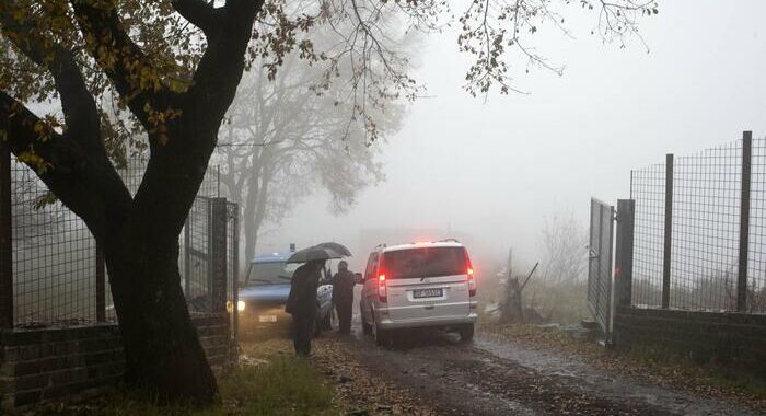 Operaio di 62 anni muore travolto in una cava nel Bresciano