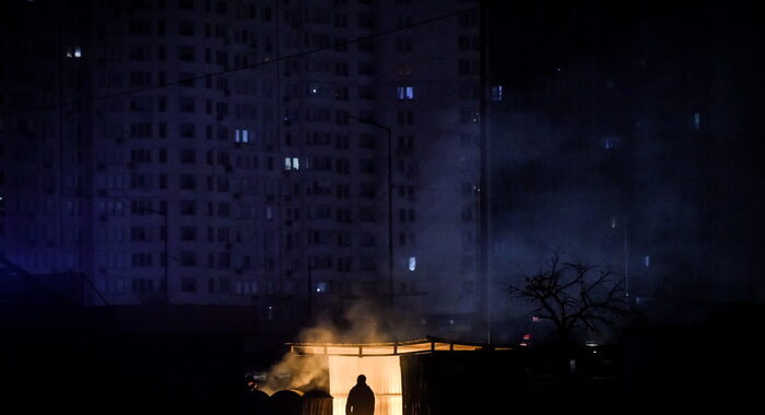 ‘Tre mesi senza luce’, residenti Odessa invitati a partire