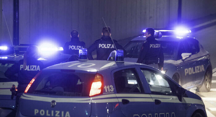 35enne uccisa da ex davanti a ristorante a Roma, arrestato
