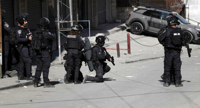 Attentato Gerusalemme, polizia arresta 42 persone