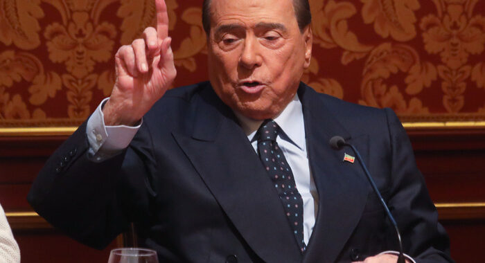 Berlusconi, Forza Italia è partito cardine della maggioranza