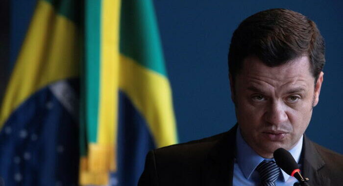Brasile: l’ex ministro Torres è stato arrestato