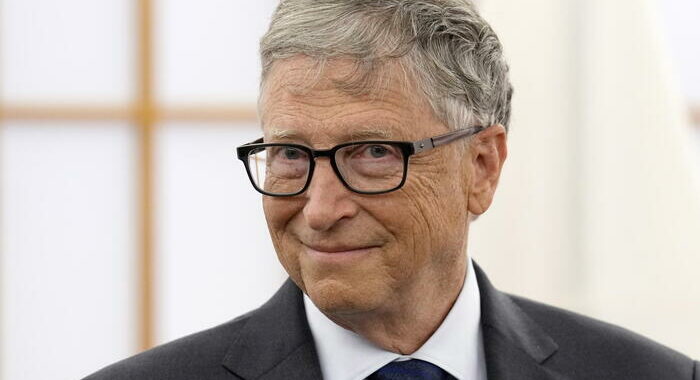 Da Bill Gates la più grande donazione del 2022, 5 miliardi