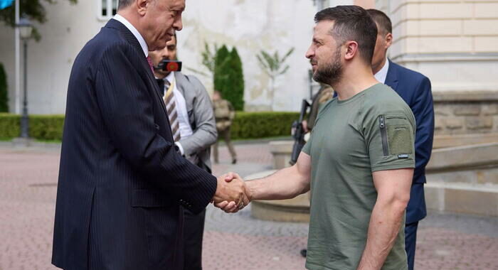 Erdogan, oggi parlerò anche con Zelensky