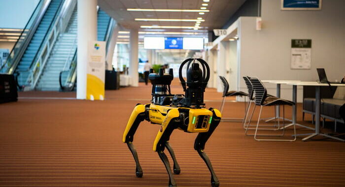 Il robot umanoide Atlas impara a lavorare in cantiere