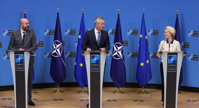 Intesa su nuova cooperazione Ue-Nato, ‘più aiuti a Kiev’