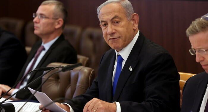 Israele: Corte Suprema boccia ministro governo Netanyahu