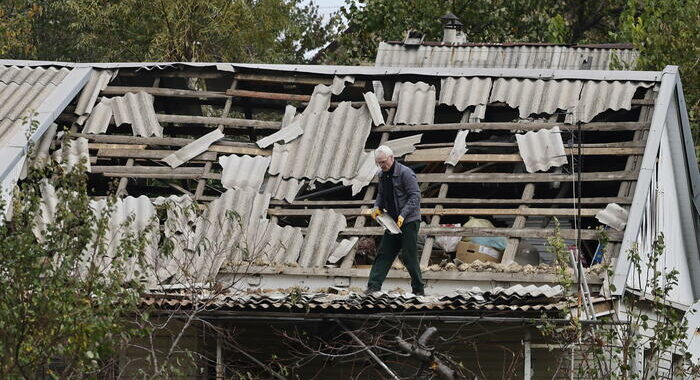 Kiev, pesanti bombardamenti vicino a Zaporizhzhia, 2 morti