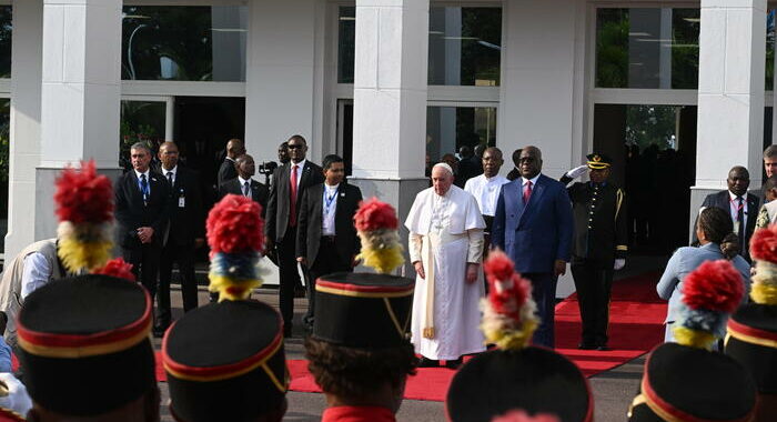 Papa, giù le mani dall’Africa, non è miniera da sfruttare