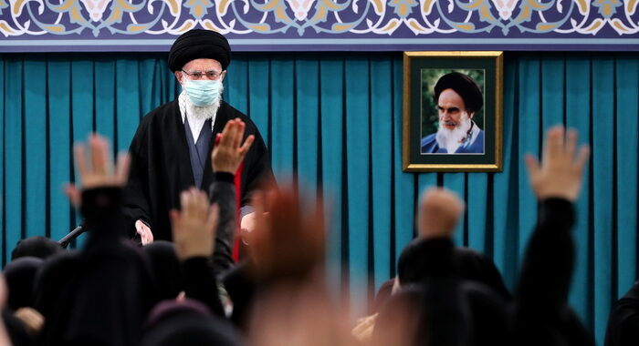 Teheran chiude l’istituto francese di ricerca in Iran