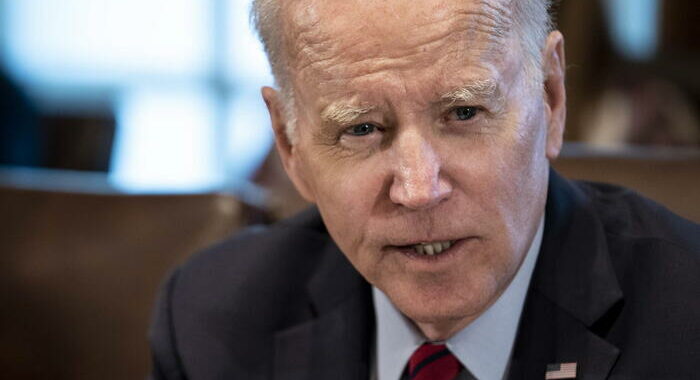 Usa: aerei a terra, Biden chiede indagine sulle cause