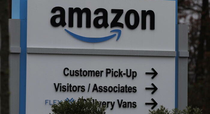 Usa: Amazon, i tagli al personale saranno 18.000