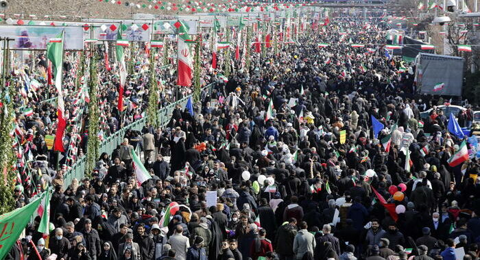 Iran celebra il 44esimo anniversario della Rivoluzione islamica