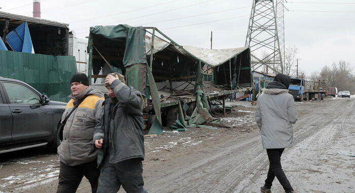 Kiev, attacchi in 8 oblast in 24 ore, 3 morti e 6 feriti