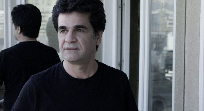 Liberato il regista Panahi, in carcere in Iran da 7 mesi