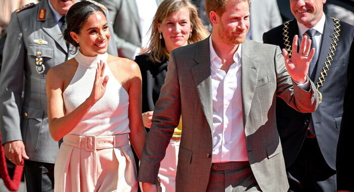 Media, ‘Harry e Megan saranno invitati a incoronazione re Carlo’
