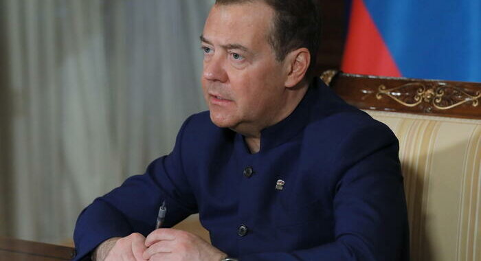 Medvedev, useremo nucleare se Kiev attacca regioni russe