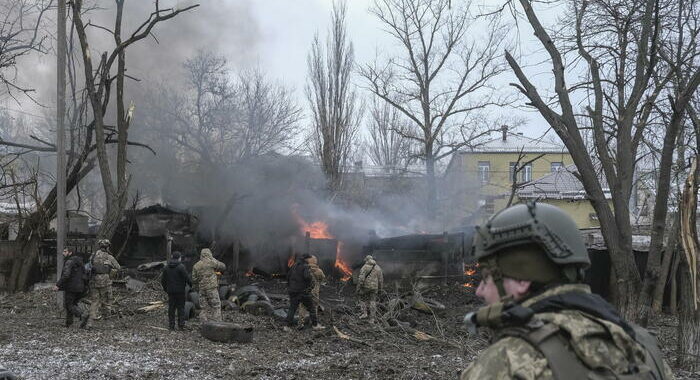 Mosca, l’attacco di ieri ha bloccato armi straniere a Kiev
