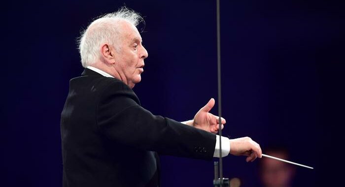 Scala, torna Barenboim per sostituire Harding