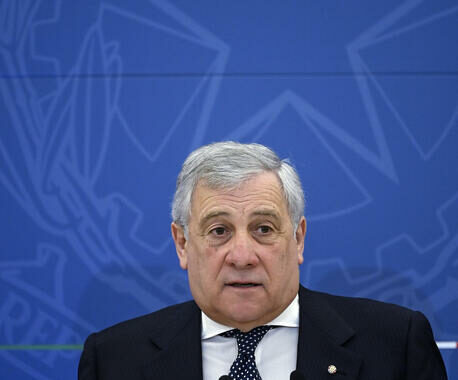 Ucraina: Tajani, sì ad un tribunale sui crimini di guerra