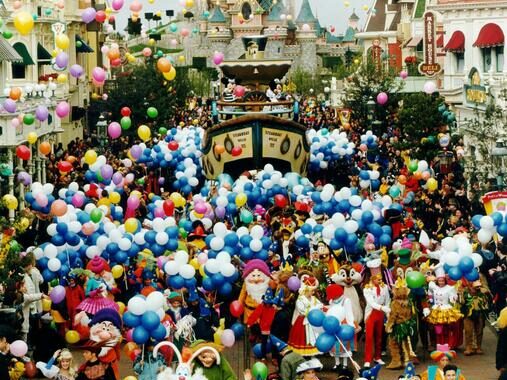 Usa: Walt Disney taglia 7.000 posti di lavoro