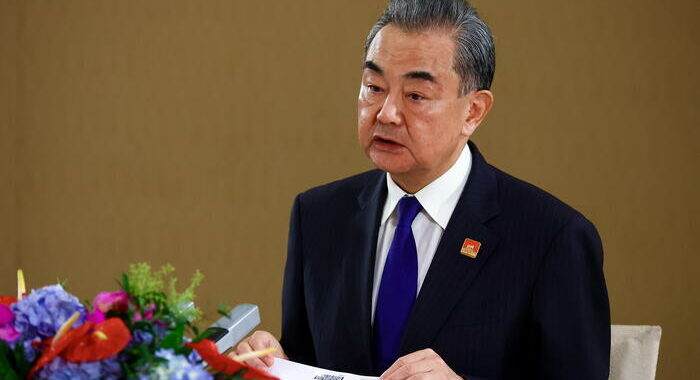 Wang Yi a Mattarella, rafforzare rapporti tra Cina e Italia