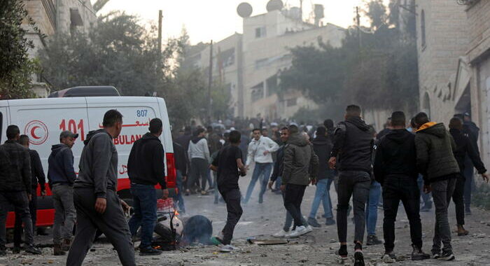 Cisgiordania: 4 i palestinesi uccisi a Jenin