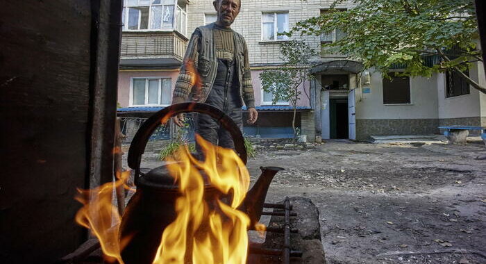 Esercito Kiev esorta le famiglie a lasciare Kupiansk