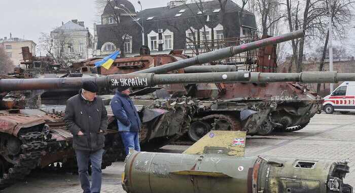 Fonti Ue, vicini a grande coalizione per munizioni a Kiev