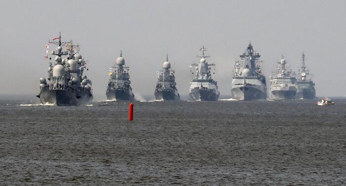 Kiev, nel mar Nero 5 portaerei russe di missili Kalibr