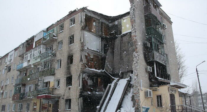 Kiev, raid russo su rifugio per civili nell’est, 5 morti