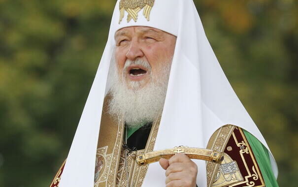 Kirill al Papa, impedire espulsioni dal monastero a Kiev
