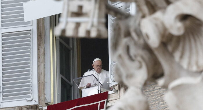 Papa, dolore per le vittime di Cutro, fermare i trafficanti