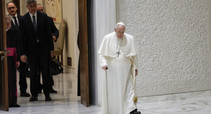 Stretta del Papa sugli sconti per gli affitti ai cardinali