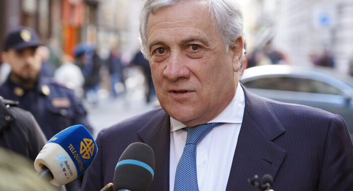 Tajani, ‘non abbandoniamo la Tunisia, rischio islamizzazione’
