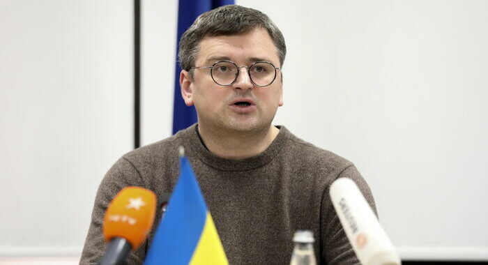 Ucraina: Kuleba, la pace ad ogni costo è un’illusione