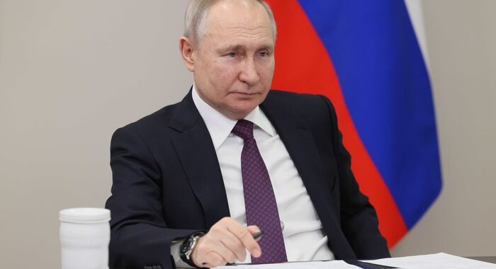 Ucraina, Mosca: Putin ha fatto visita a Mariupol