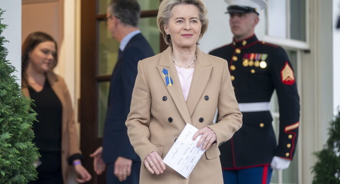 Von der Leyen, entro 2030 mercato tecnologie pulite triplicherà