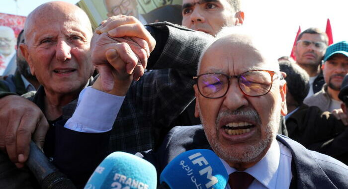 Arrestato in Tunisia Gannouchi, il leader di Ennahdha