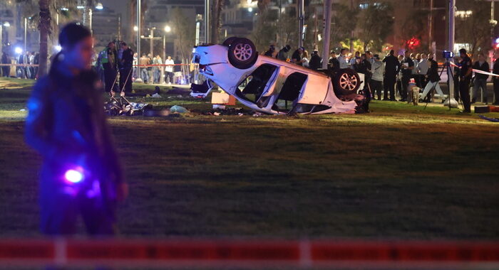 Attentato a Tel Aviv, ucciso un turista italiano