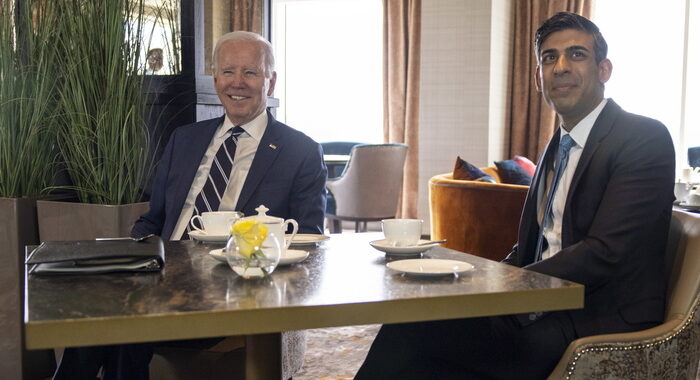 Biden a Belfast esalta la pace, ‘non era inevitabile’